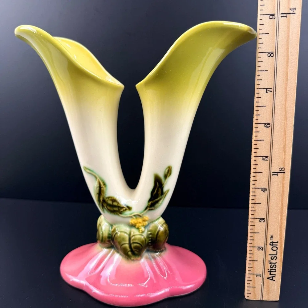 Hull Pottery 1946–1947 hull